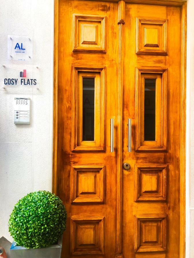 Cosy Flats Apartment Lagos Exterior foto